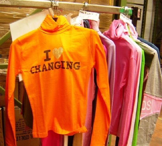 STOCKLOT WOMAN APPARELS
