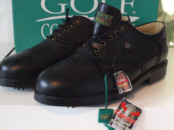 Golf- und Freizeitschuhe