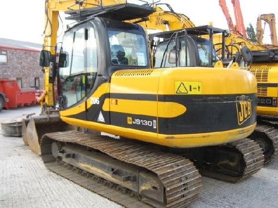 Raupenbagger JCB JS 130 LC
